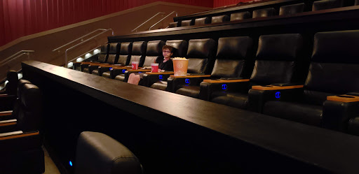 Movie Theater «Regal Cinemas Wilder 14», reviews and photos, 103 Crossing Dr, Wilder, KY 41076, USA