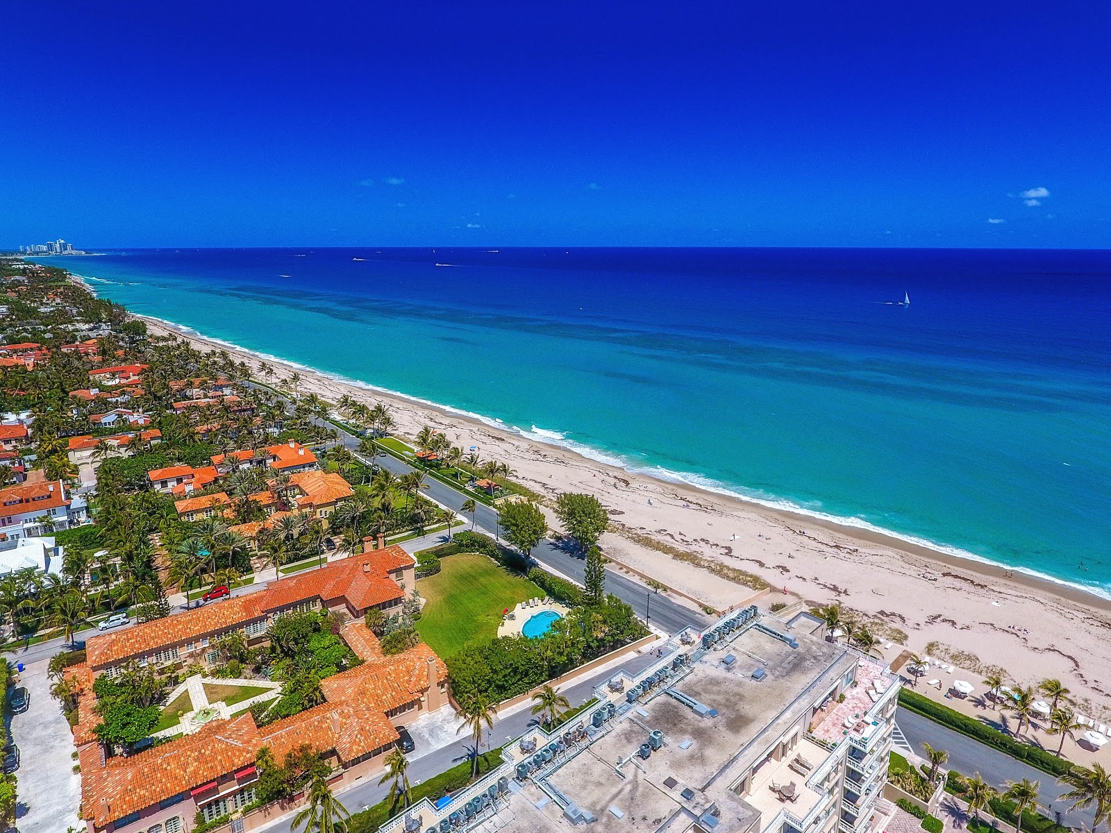 Φωτογραφία του Sunset Ave beach με μακρά ευθεία ακτή