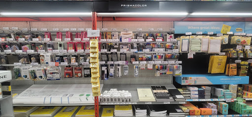 Office Supply Store «Staples», reviews and photos, 209-34 Northern Blvd, Bayside, NY 11361, USA