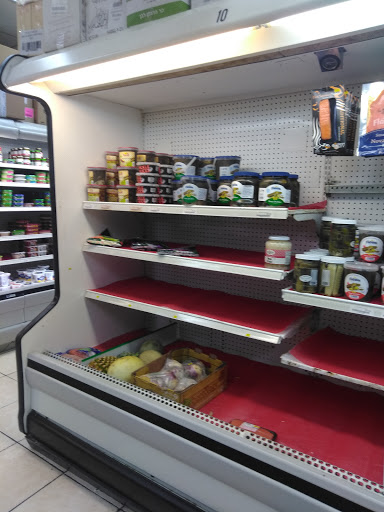 Kosher Grocery Store «South Florida Kosher Meats Inc», reviews and photos, 1324 NE 163rd St, North Miami Beach, FL 33162, USA