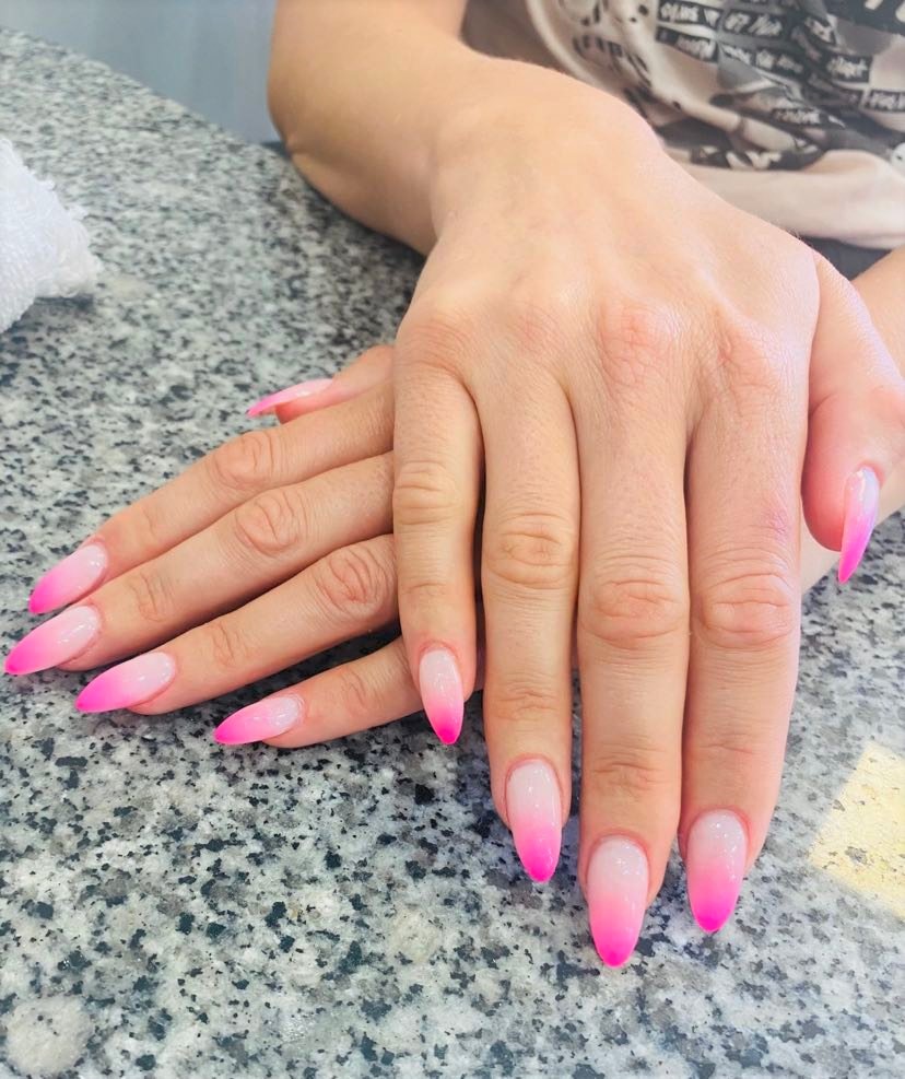 Happy Nails & Spa 92694