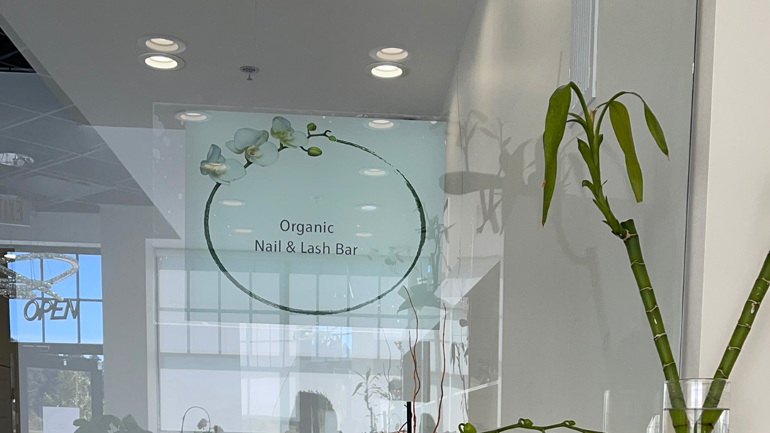 Organic Nail & Lash Bar