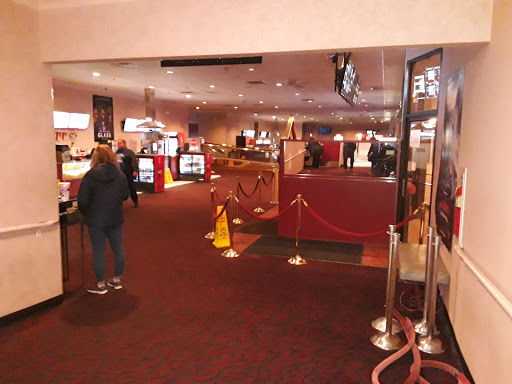 Movie Theater «Chakeres Cinema 10», reviews and photos, 3115 E National Rd, Springfield, OH 45505, USA