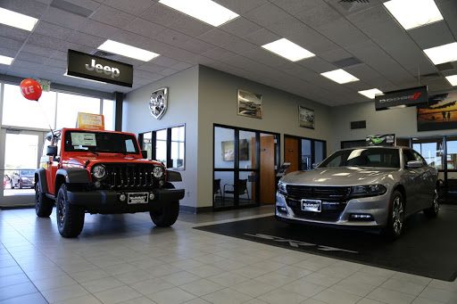 Jeep Dealer «Summit Automotive Chrysler Dodge Jeep Ram», reviews and photos, 815 S Rolling Meadows Dr, Fond du Lac, WI 54937, USA
