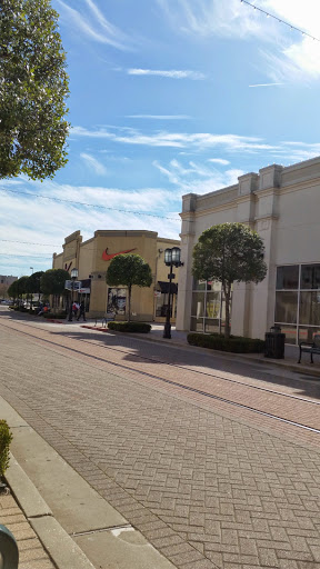 Movie Theater «Regal Cinemas Louisiana Boardwalk 14 & IMAX», reviews and photos, 2 River Colony Dr, Bossier City, LA 71111, USA