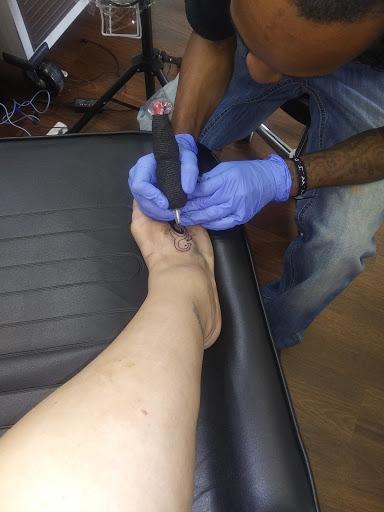 Explore memorial tattoo ideas for husband, creative tattoo ideas in Peoria, available at Big Top Tat2