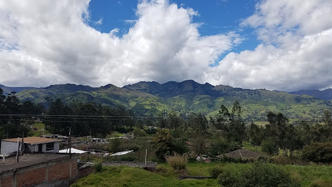 CXHW+FQ5, Guaranda, Ecuador