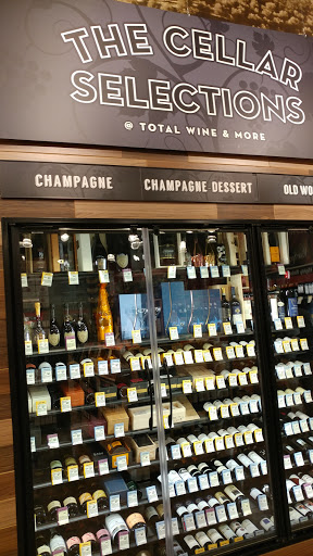 Wine Store «Total Wine & More», reviews and photos, 87 Boston Worcester Turnpike, Shrewsbury, MA 01545, USA