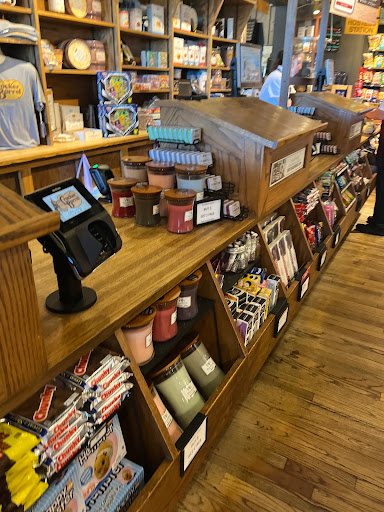 American Restaurant «Cracker Barrel Old Country Store», reviews and photos, 7925 Conference Center Dr, Brighton, MI 48114, USA