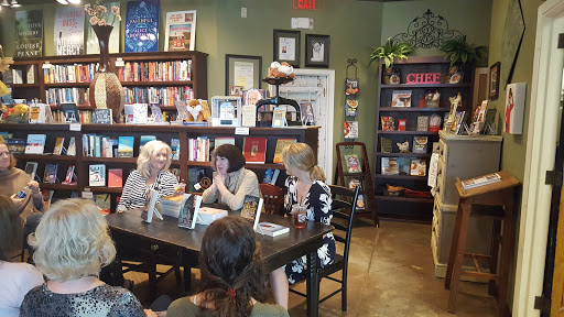 Book Store «FoxTale Book Shoppe», reviews and photos, 105 E Main St, Woodstock, GA 30188, USA