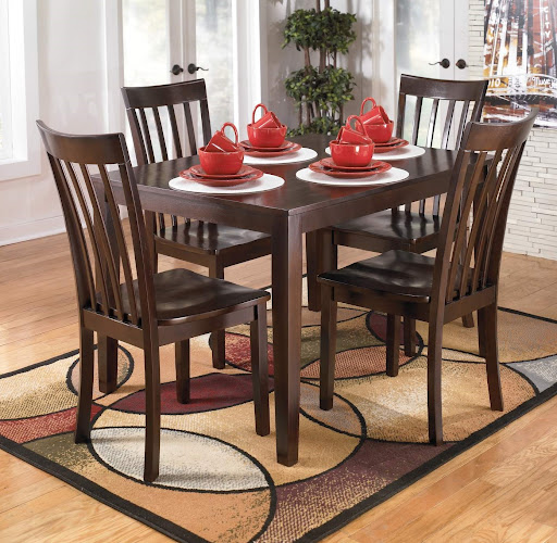 Furniture Store «Discount Rugs and Furniture», reviews and photos, 9659 S Cicero Ave, Oak Lawn, IL 60453, USA