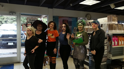 Beauty Supply Store «Armstrong McCall Beauty Supply», reviews and photos, 3100 S Lamar Blvd, Austin, TX 78704, USA