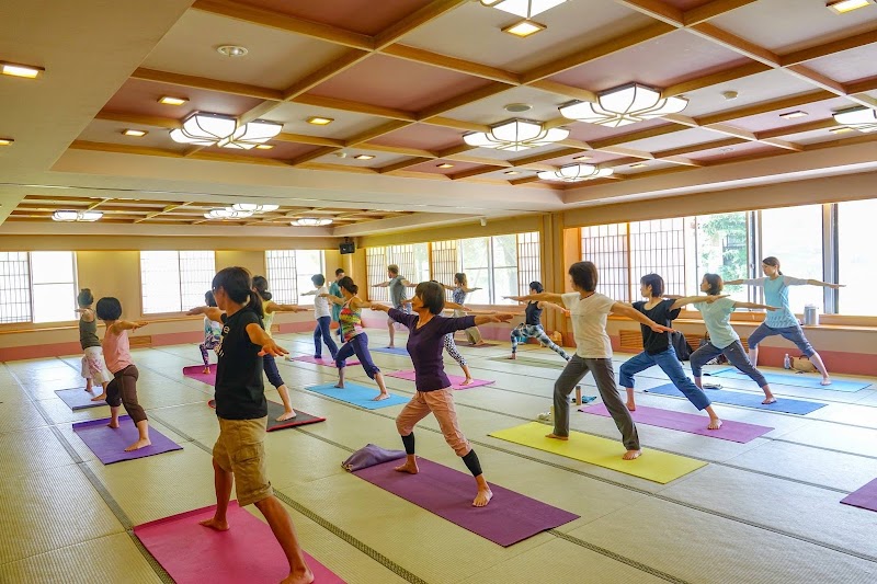 Manu's Healing Massage & Yoga, Hakuba