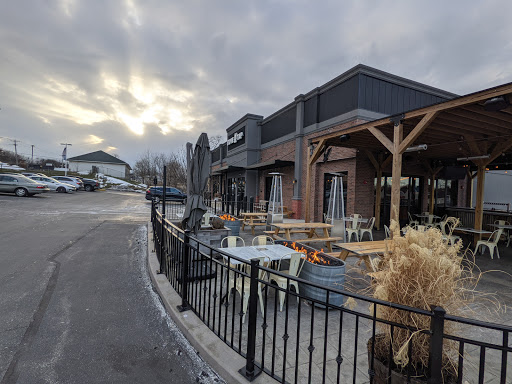 Shopping Mall «Lincoln Court Shopping Center», reviews and photos, 215 Lancaster Ave, Frazer, PA 19355, USA