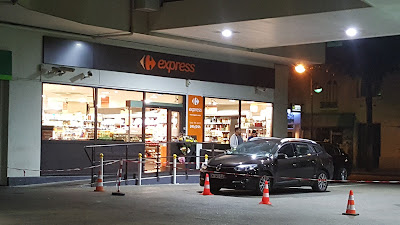Carrefour Express à Paris
