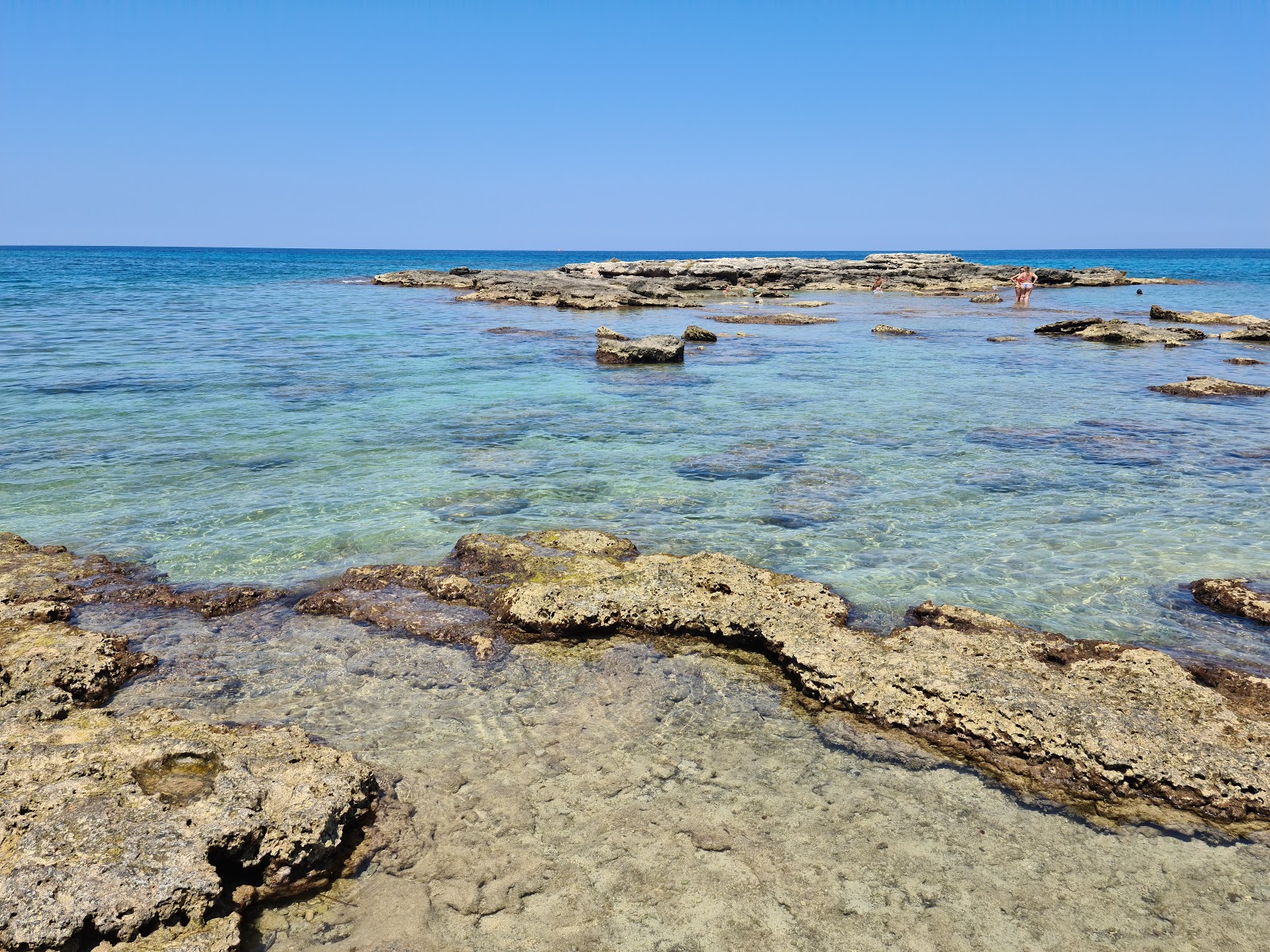Foto van Cala Fetente beach gelegen in een natuurlijk gebied
