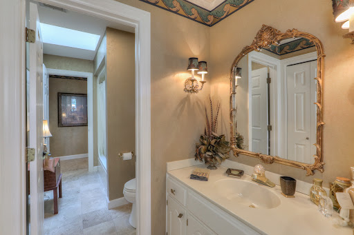 Real Estate Agency «The Anderson Group Real Estate Services», reviews and photos, 30 Burton Hills Blvd #400, Nashville, TN 37215, USA