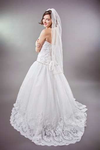 Bridal Shop «Fairytale Brides on a Shoestring Boutique», reviews and photos, 154 Congressional Ln, Rockville, MD 20852, USA