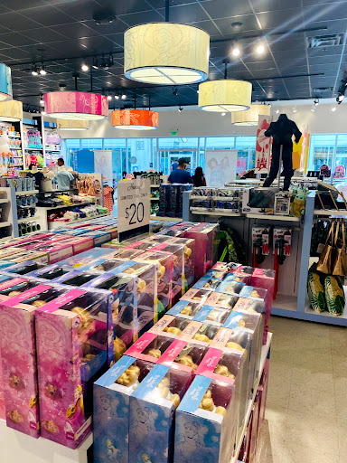 Toy Store «Disney Store», reviews and photos, 2300 Grand Cypress Dr, Lutz, FL 33559, USA