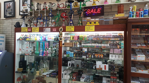 Tobacco Shop «Collins Tobacco», reviews and photos, 2611 Collins Ave, Miami Beach, FL 33140, USA