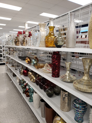 Clothing Store «Ross Dress for Less», reviews and photos, 3260 Stockton Hill Rd, Kingman, AZ 86409, USA