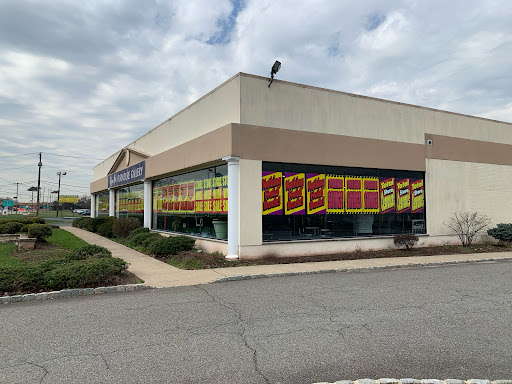 Furniture Store «Huffman Koos Furniture», reviews and photos, 1640 Broadhollow Rd, Farmingdale, NY 11735, USA