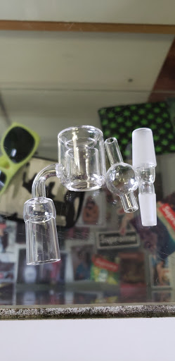 Tobacco Shop «Smokeyz Smoke Shop», reviews and photos, 410 Euclid St #7, Anaheim, CA 92802, USA