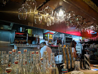 Atmosphère du Restaurant américain Sisters' Café à Versailles - n°7