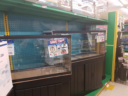 Pet Supply Store «Pet Supplies Plus», reviews and photos, 4824 Broadway St, Quincy, IL 62305, USA