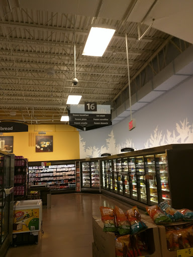 Grocery Store «Kroger», reviews and photos, 108 W Highland Rd, Howell, MI 48843, USA