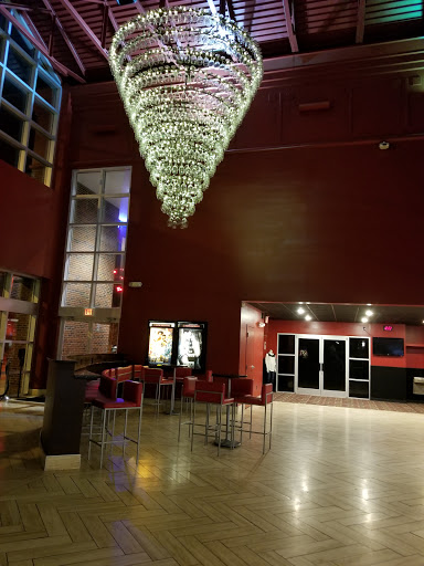 Movie Theater «RED Cinemas - Restaurant Entertainment District - Stadium 15», reviews and photos, 1305 Battleground Ave, Greensboro, NC 27408, USA