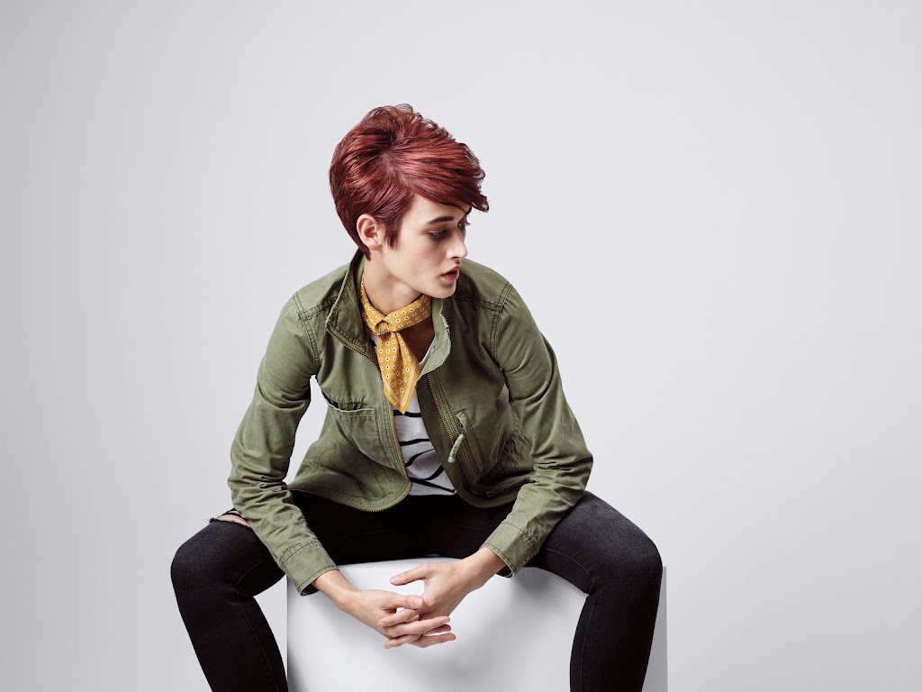 Fantastic Sams Cut & Color 55328