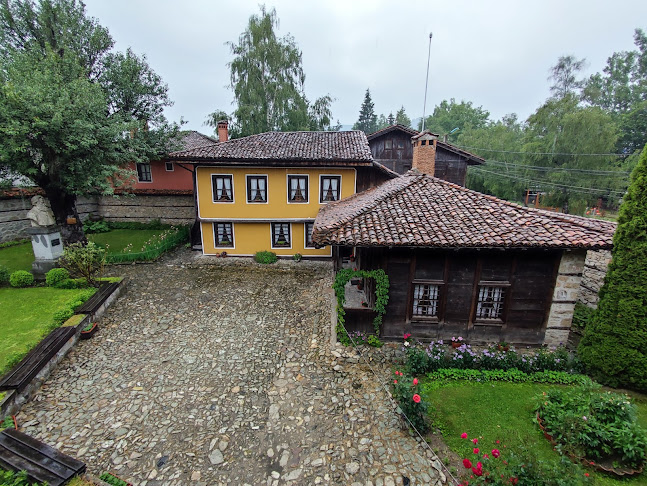 Къща-музей Любен Каравелов