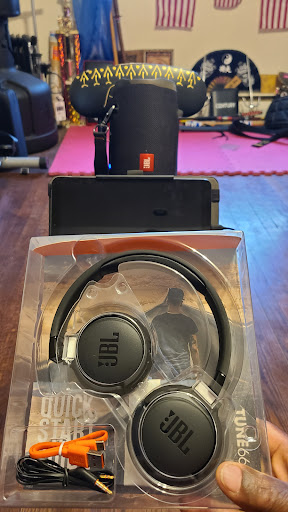 Cell Phone Store «T-Mobile», reviews and photos, 992 Springfield Ave, Irvington, NJ 07111, USA