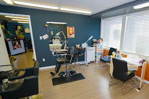 salon alpha omega