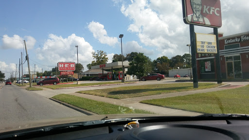 Grocery Store «H-E-B Grocery», reviews and photos, 207 E South St, Alvin, TX 77511, USA