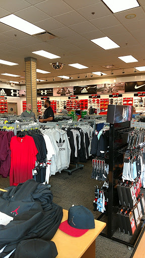 Shoe Store «Hibbett Sports», reviews and photos, 4501 S Laburnum Ave #205, Richmond, VA 23231, USA