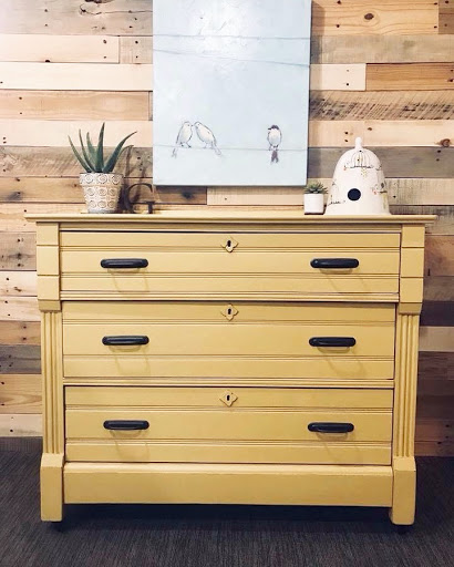 Furniture Store «Carver Junk Company», reviews and photos, 206 N Chestnut St, Chaska, MN 55318, USA