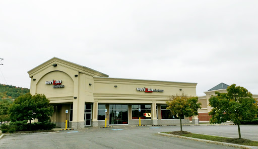 Cell Phone Store «Verizon», reviews and photos, 720 S Meadow St, Ithaca, NY 14850, USA