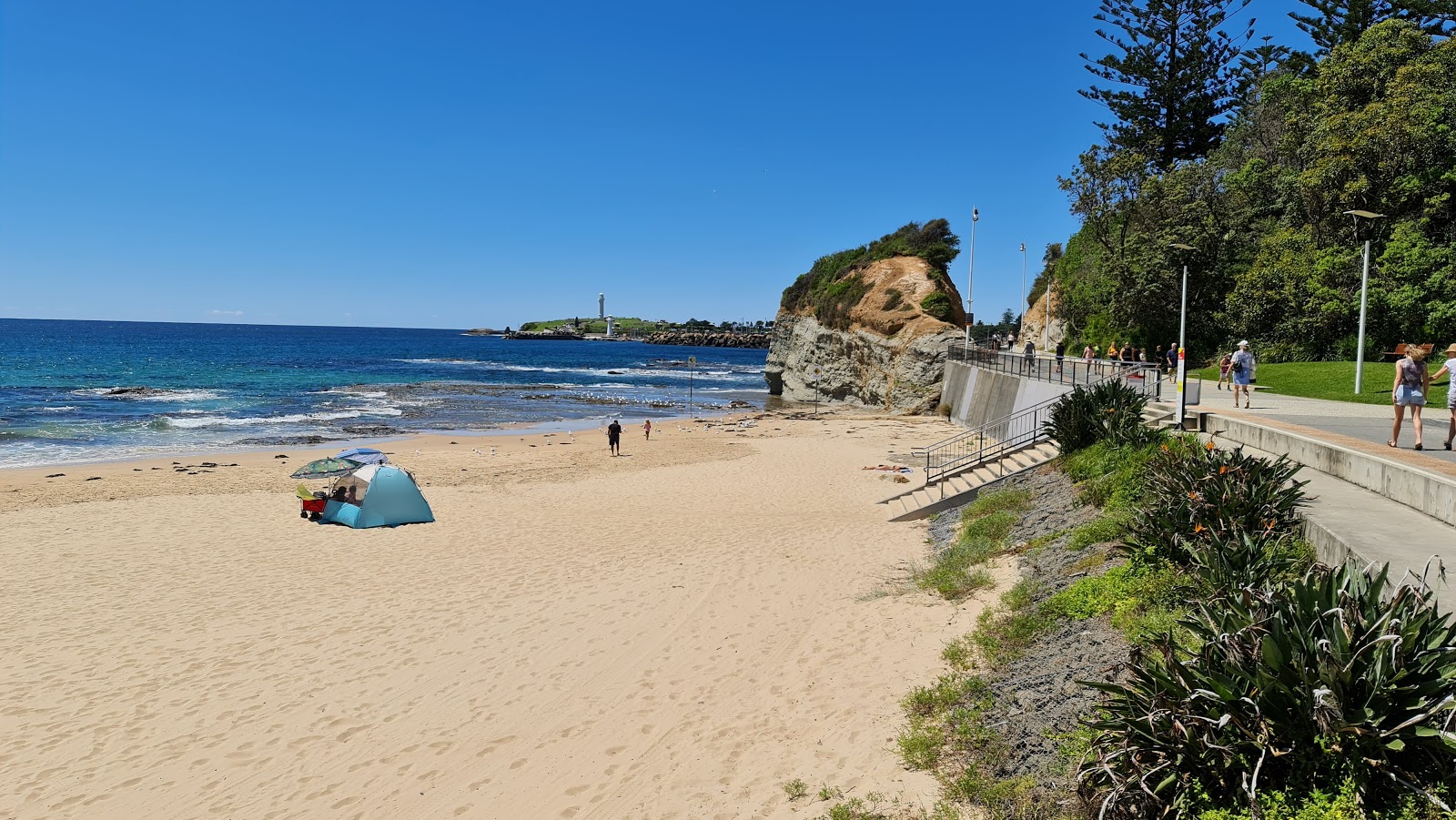Φωτογραφία του Wollongong North Beach παροχές περιοχής
