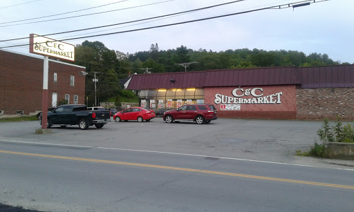 Supermarket «C & C Supermarket», reviews and photos, 71 Church St, Barton, VT 05822, USA