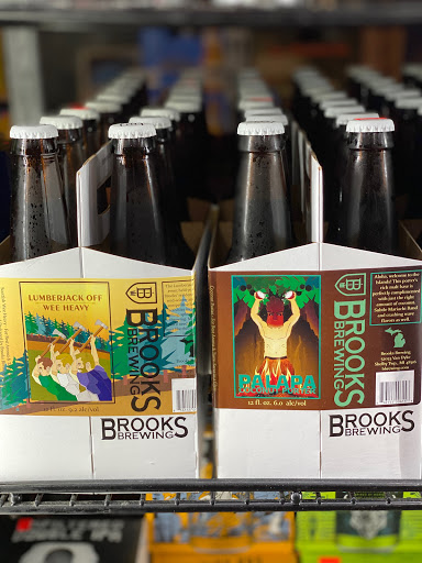 Liquor Store «Royal Liquor», reviews and photos, 808 Center Rd #3, Flint, MI 48506, USA