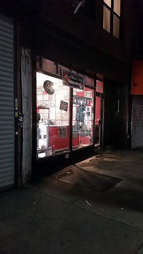 Tattoo Shop «Crazy Monkey Tattoos», reviews and photos, 882 Broadway, Brooklyn, NY 11206, USA