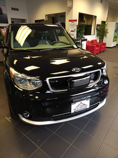 Kia Dealer «Kia of Portland», reviews and photos, 307 NE Broadway St, Portland, OR 97232, USA