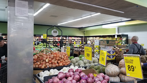 Grocery Store «Bravo Supermarkets», reviews and photos, 519 S Orange Blossom Trail, Apopka, FL 32703, USA