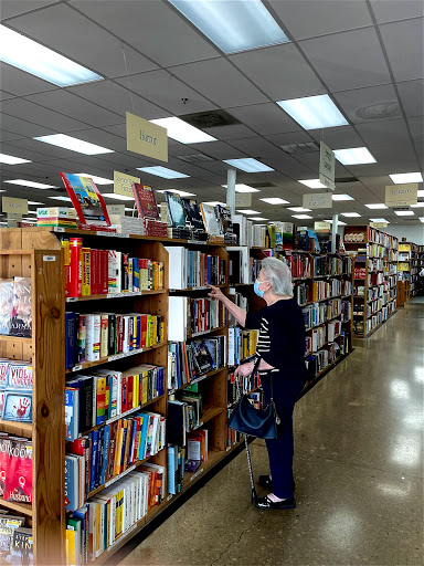 Book Store «Half Price Books», reviews and photos, 713 Harwood Rd, Bedford, TX 76021, USA