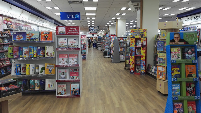 Reviews of WHSmith in Woking - Shop