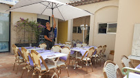 Atmosphère du Restaurant La Tonnelle à Saint-Tropez - n°2