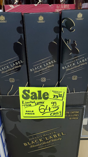 Liquor Store «Wine Vault», reviews and photos, 2 Fairbanks St, Framingham, MA 01701, USA