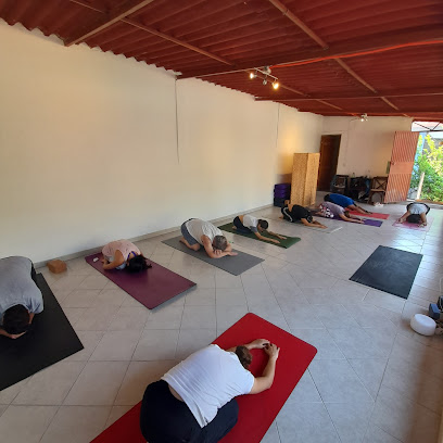 Flow Yoga - 5 de Mayo 13-Local 4, Centro, 76750 Tequisquiapan, Qro., Mexico